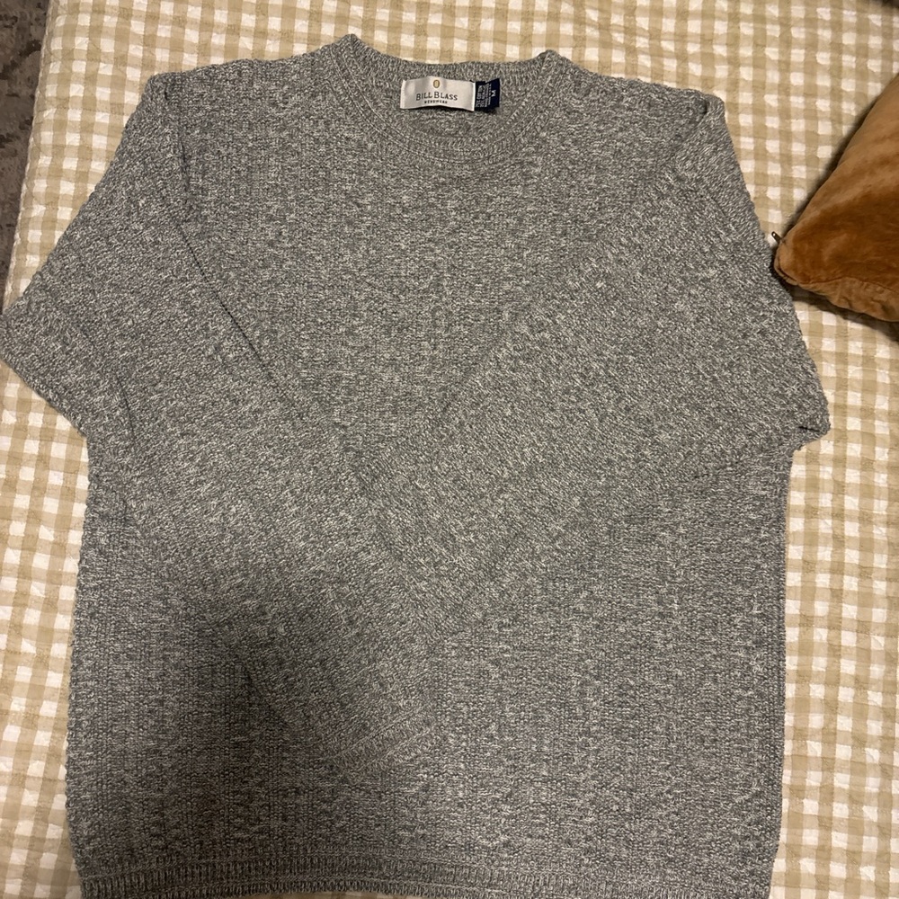 Bill Blass Men's Sweater Size Medium
